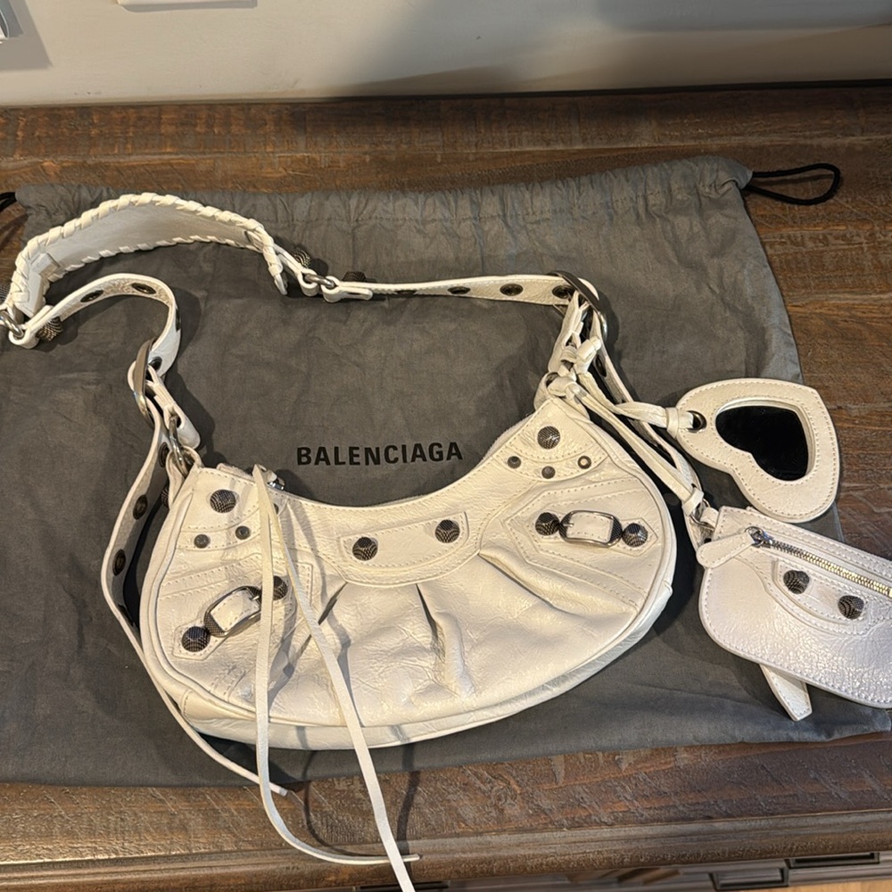Balenciaga Le Cagole Shoulder Bag